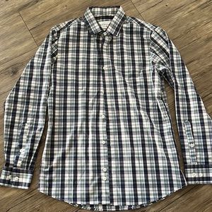 Mizzen & Main button up